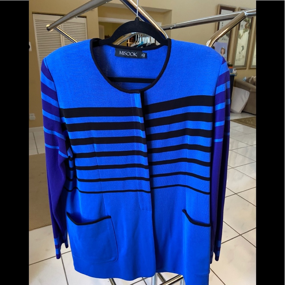 Mistook zip up fitted jacket